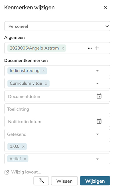 Het paneel Kenmerken bewerken voor een document in een dossier